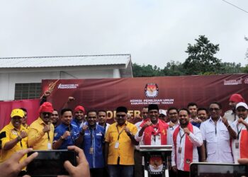 Kawal Pendaftar Ke-tiga ke KPU, Bang Ozan ; “Makin banyak Paslon, Optimisme Kita Makin Menyala-nyala”