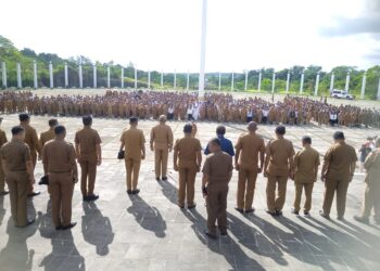 Pj Bupati Malra Apel perdana dengan ASN