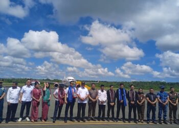 Bupati Maluku Tenggara Sambut Hangat Kedatangan Lion Air Boeing 737-900 ER