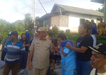 Bupati Malra Tinjau Lokasi Banjir dan Longsor di Pulau Kei Besar