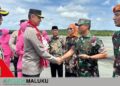 Dandim 1503/Tual Hadiri Penjemputan Kapolda Maluku di Bandara Karel Sadsuitubun