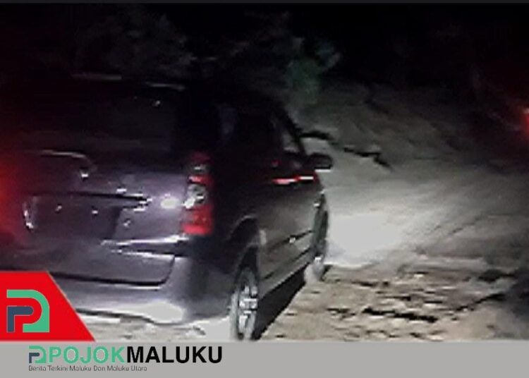 Kendaraan Bisa Lewat Lagi, BPJN Maluku Pulihkan Jalur Vital Saleman-Besi