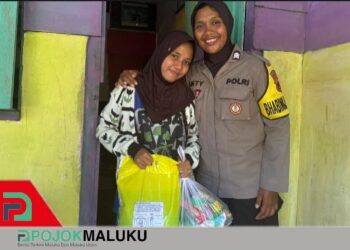 “Jumat Berkah”, Brigpol Hardiyanti Tebar Kepedulian Lewat Program Mama Bhabin Peduli di Namlea