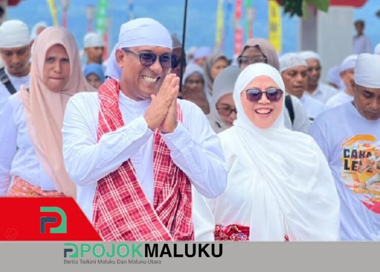 Bersama istri hadiri Pagelaran Budaya Ma’atenu di Negeri Pelauw, Bupati sebut Local Wisdom Identitas Maluku Tengah