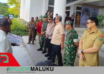 Duka Ohoi Danar, Negara Hadir: Bupati Malra Salurkan Bantuan untuk Korban Konflik